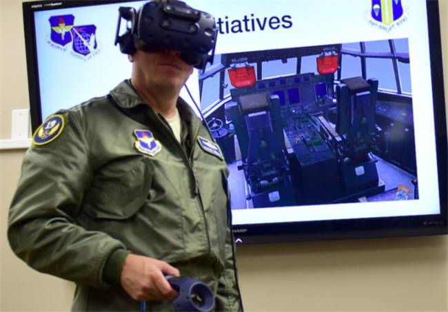 美国空军新VR实验室正式投入使用，帮助培训实战飞行员